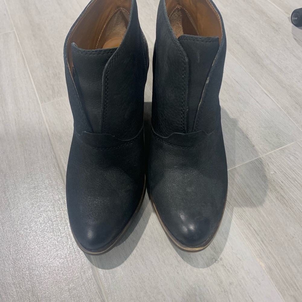 Booties - Picture 4 of 4